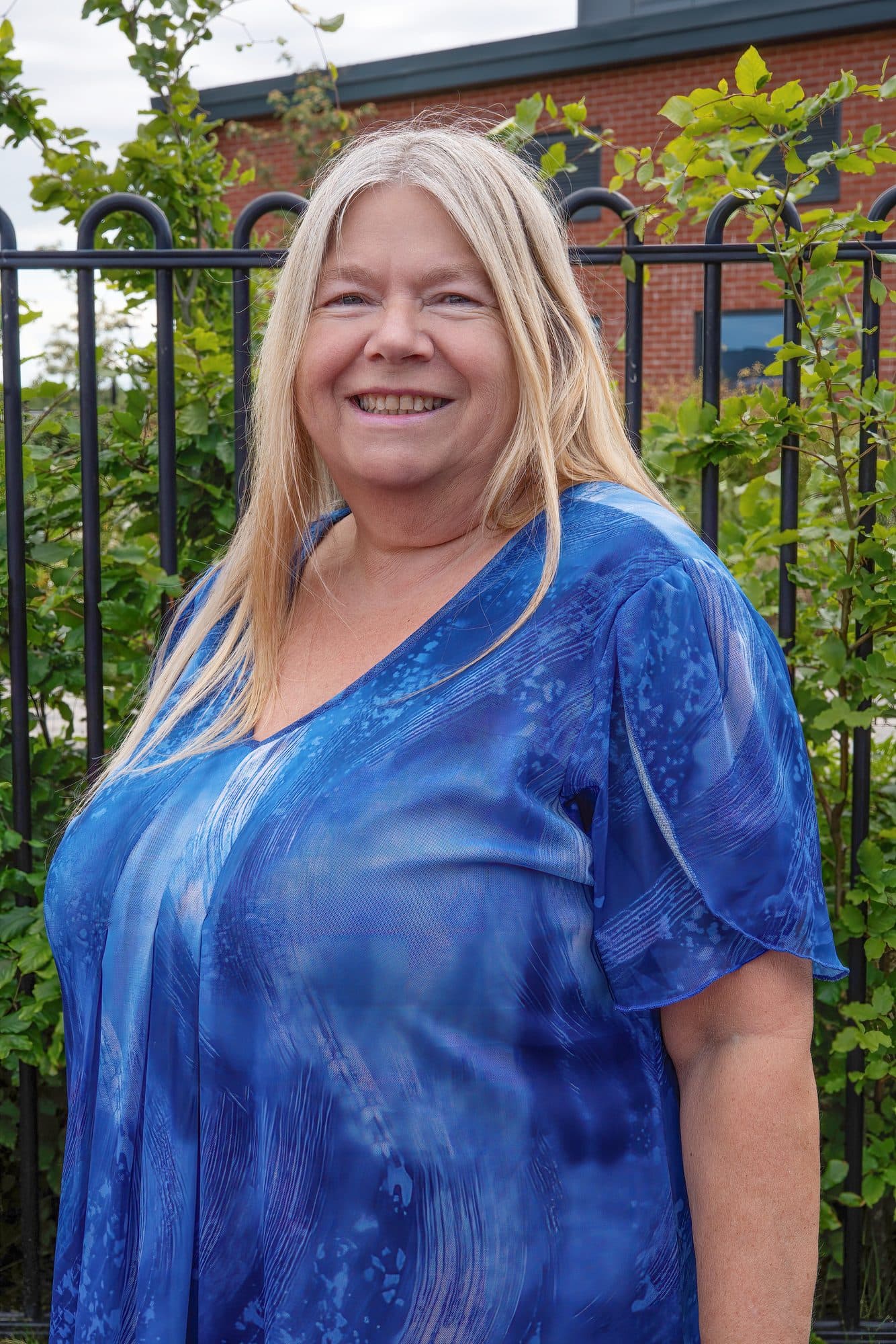 A member of the Vicky's Clubs team, 5